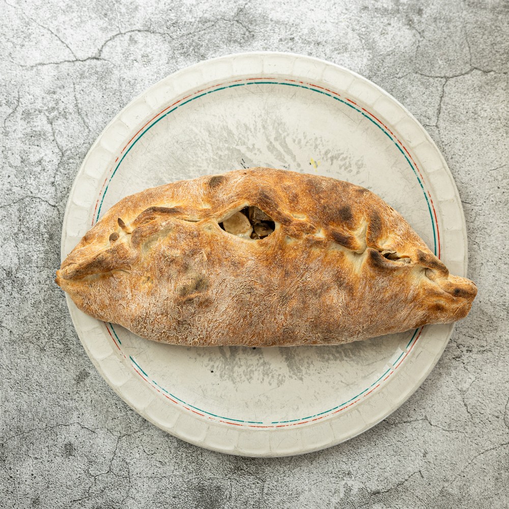 8. Calzone 1